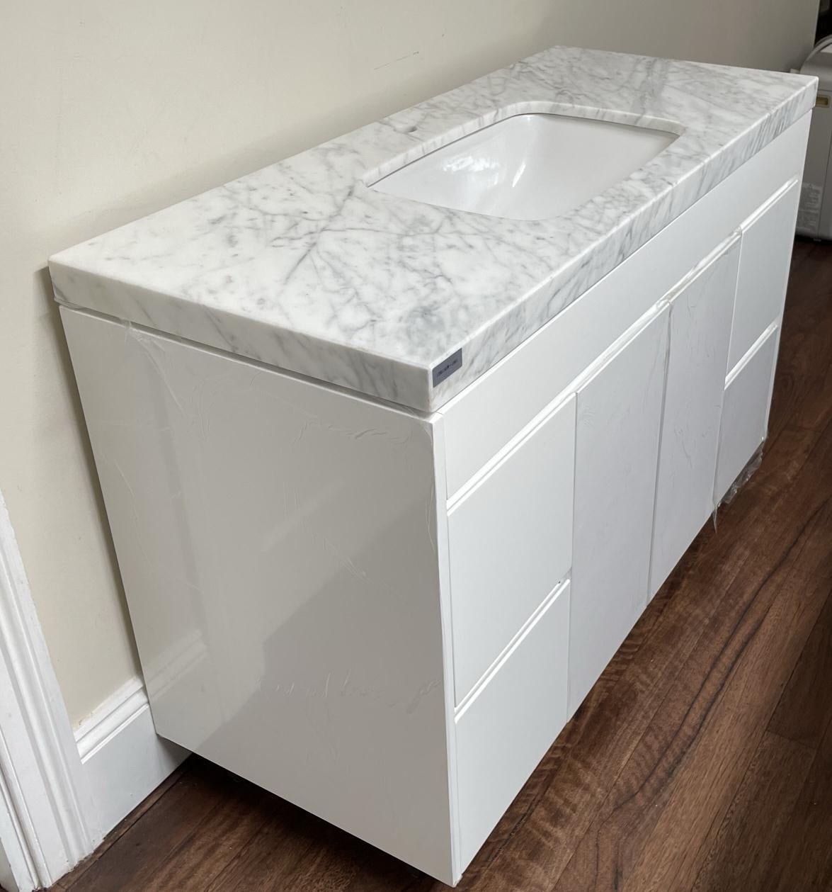 Floor Stand Vanities - Door & Drawer Style